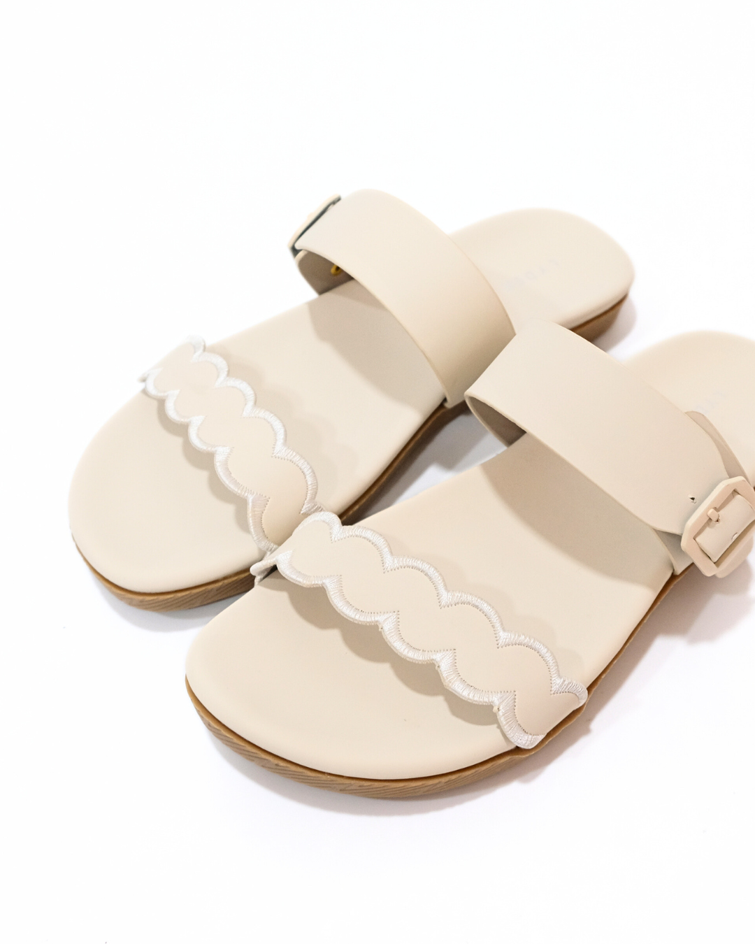 【NEW】Lyden Puffy Dream X Buckle Strap Series Sandals - Classic Black//Pink//Beige