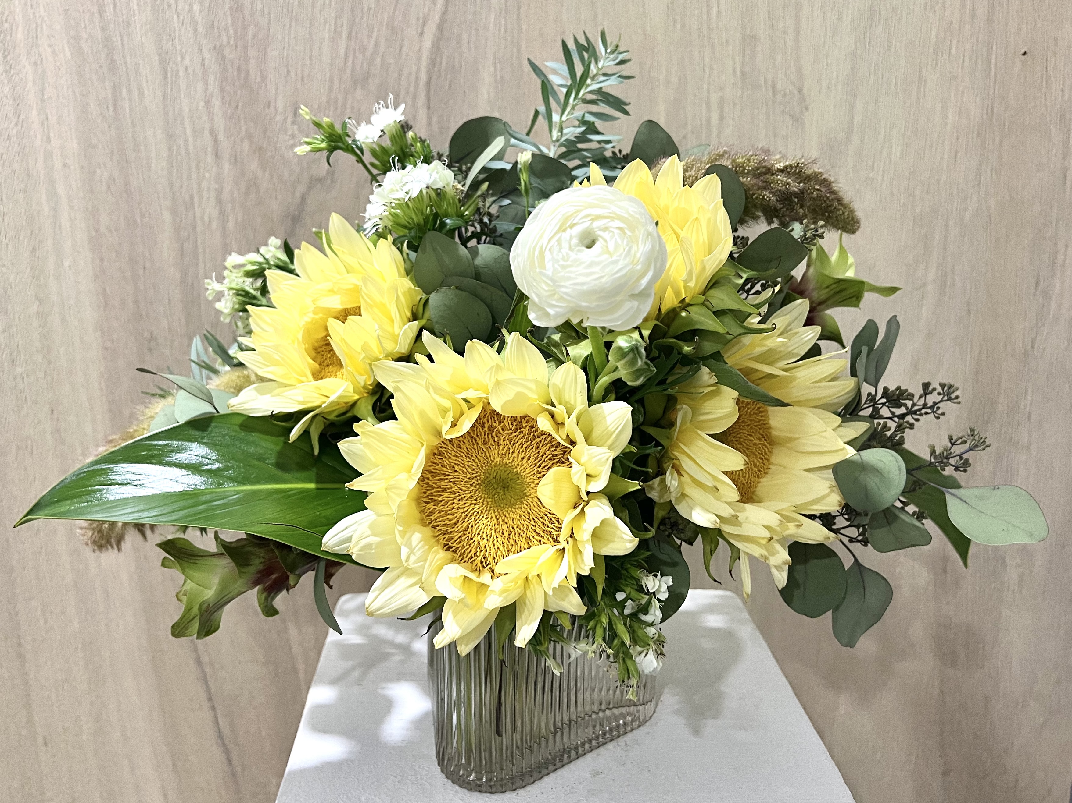 Subscription Vase Arrangement - Classic Bi-weekly Delivery