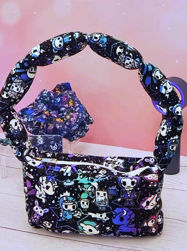 tokidoki Cosmo Puffy Hand Bag