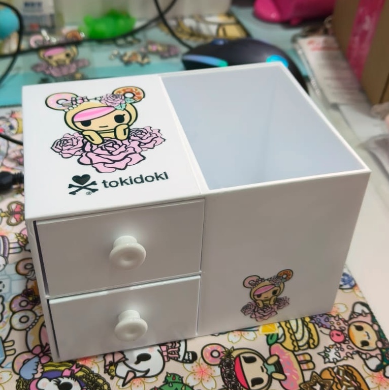 Donutella Desktop Organiser