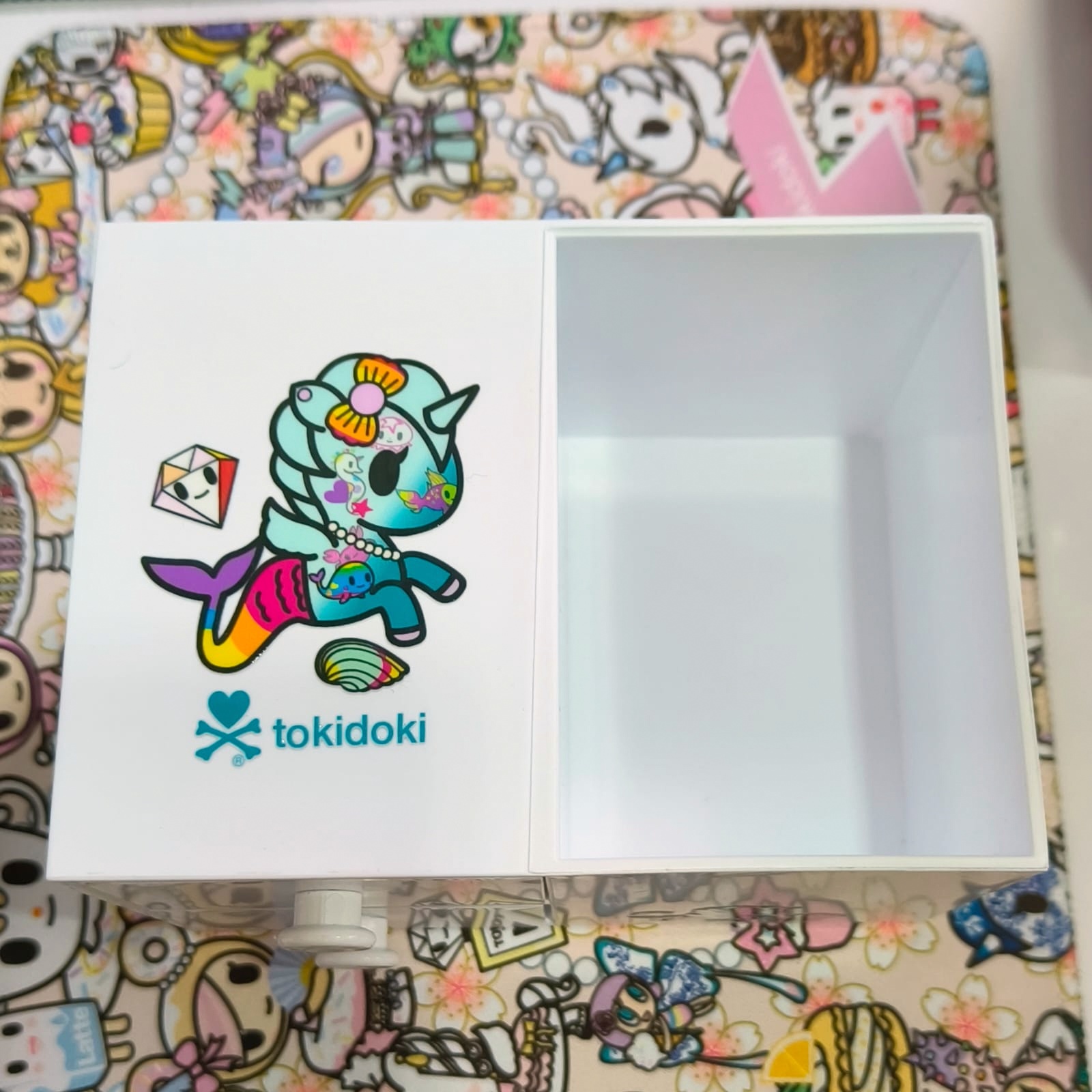 Aquamarine Desktop Organiser