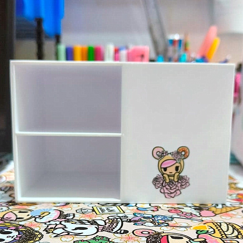 Donutella Desktop Organiser