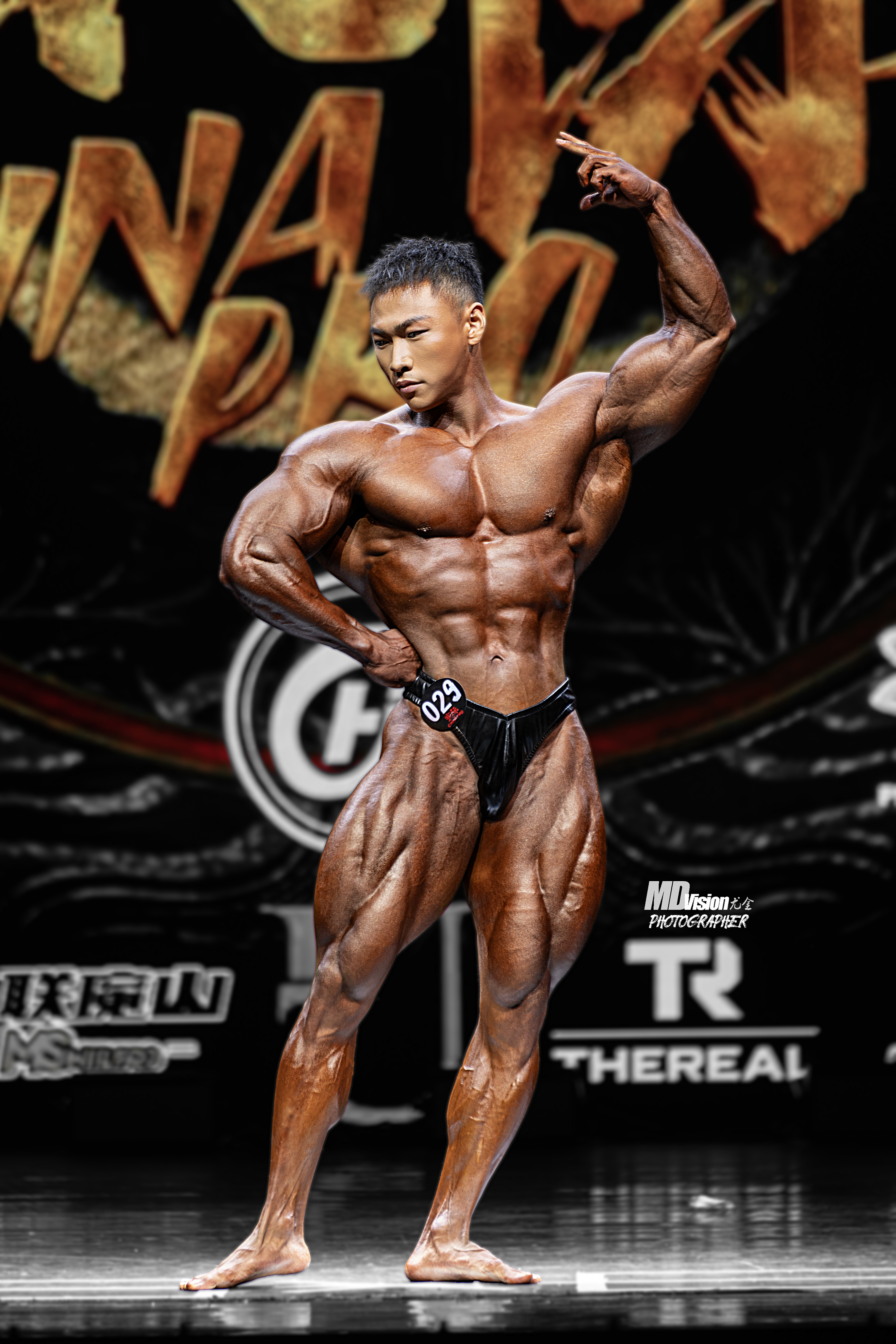 CP06 V-Cut Posing Trunk Custom-Made for Classic Physique ProSuits Jincheng Hong