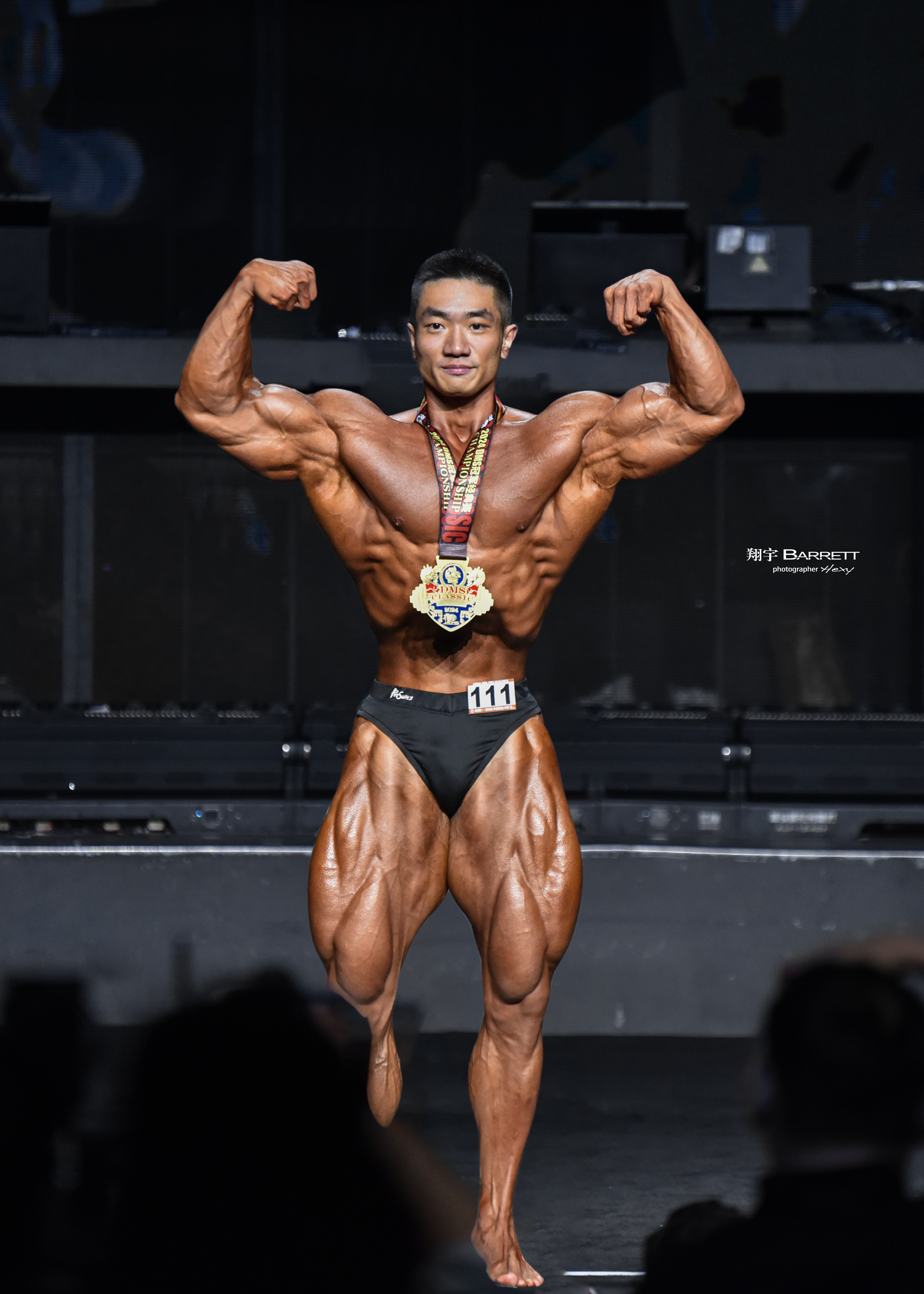ProSuits Signature Posing Trunk for Classic Physique