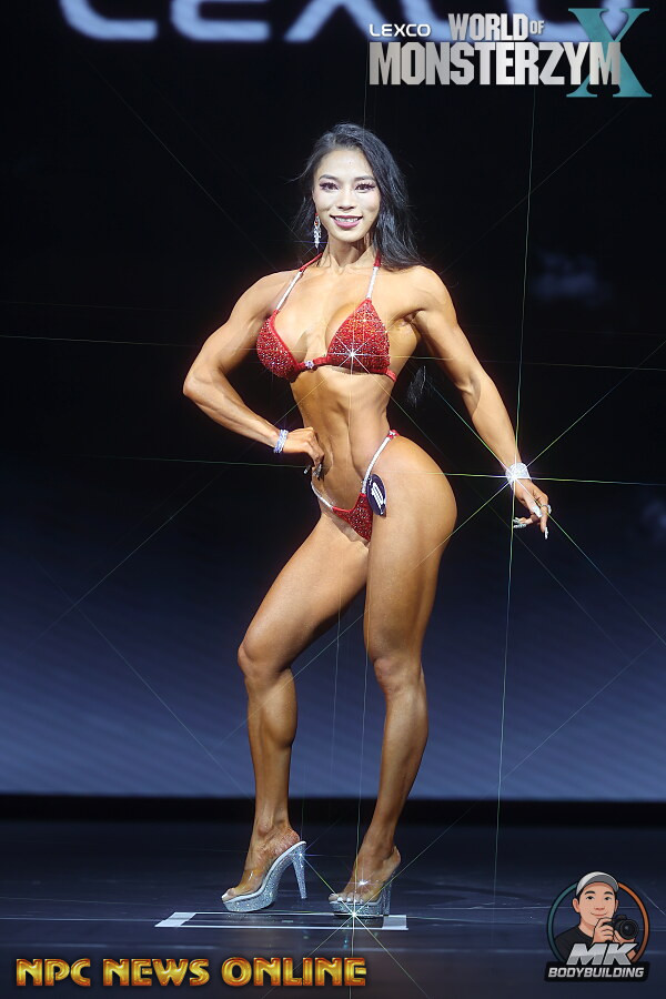 战神·吨吨 BK6-070 Crystalized Suits for Bikini Competitions