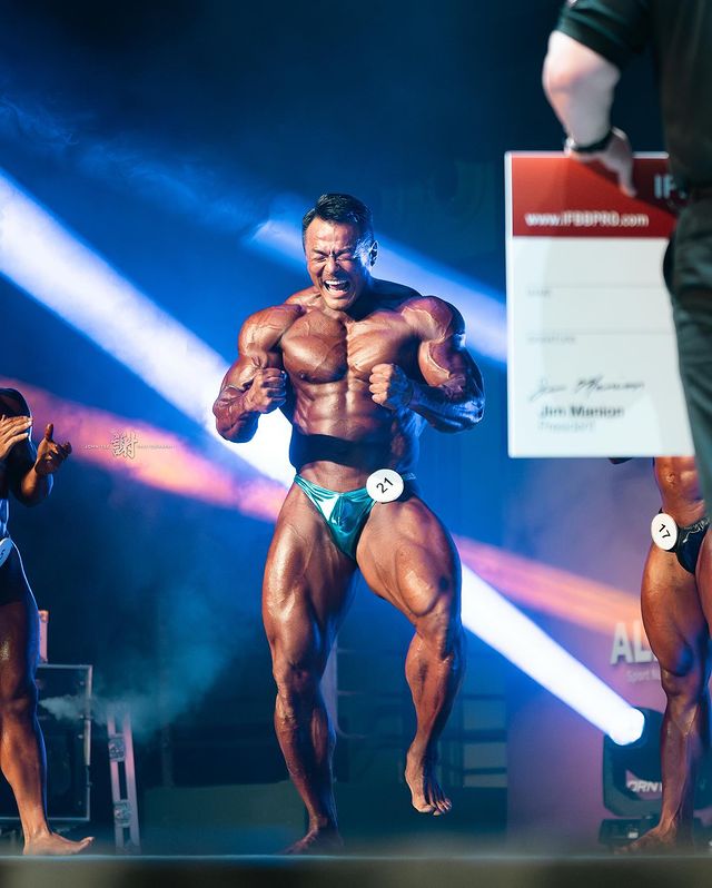 BB-K5 "Capri" Posing Trunk for Bodybuilding ProSuits Zhaofeng He