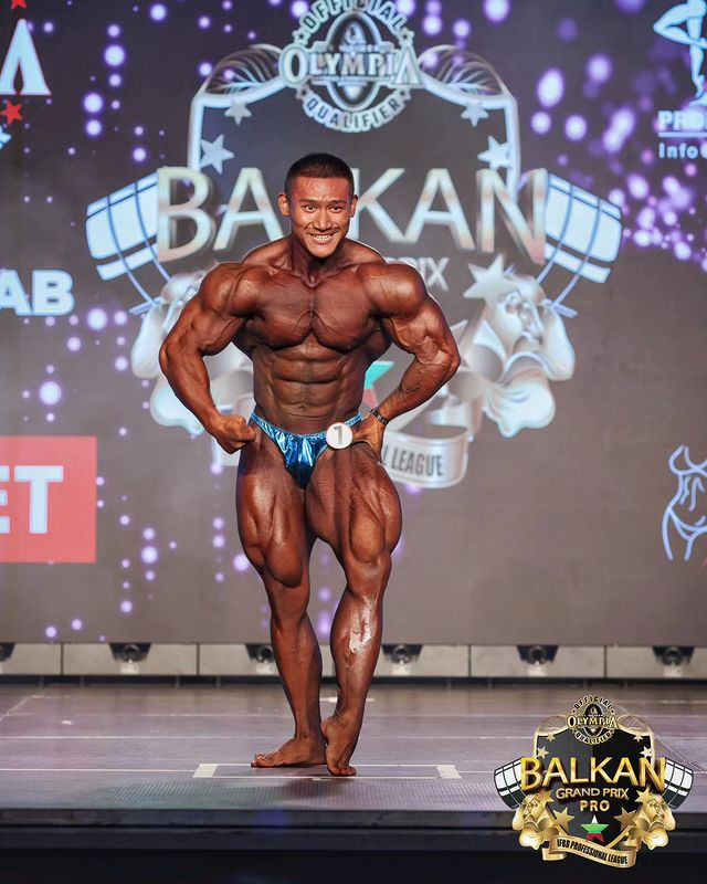 BB-K5 "Capri" Posing Trunk for Bodybuilding ProSuits Zhaofeng He