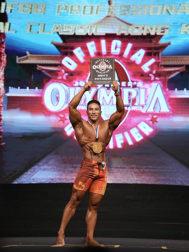 MP187 "Battle Fire" Boardshorts SML for Men's Physique ProSuits Heng Zhao