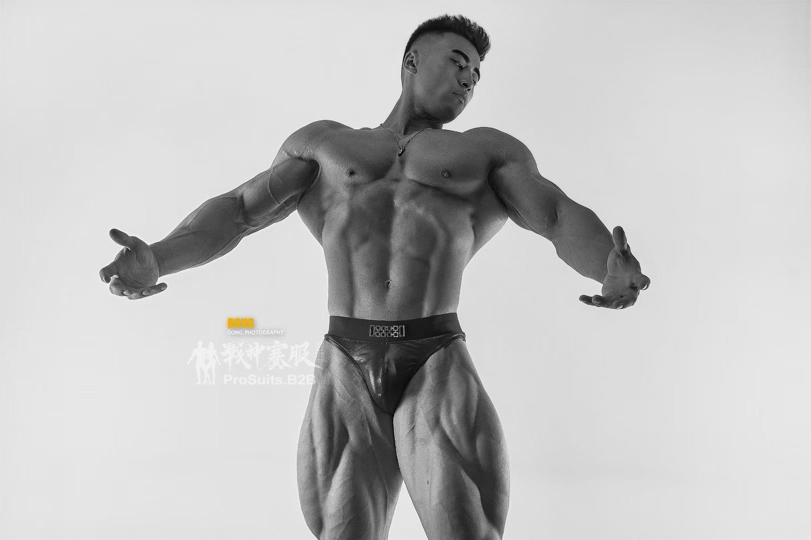 MM005 Posing Trunk with Chain Ornaments for Muscle Model ProSuits Faruk Parhat