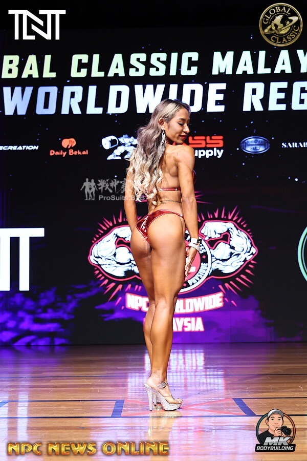 FM-K1 “Red” Competition Bikini Custom-Made for Fit Model ProSuits Papanin Wongkulpilas