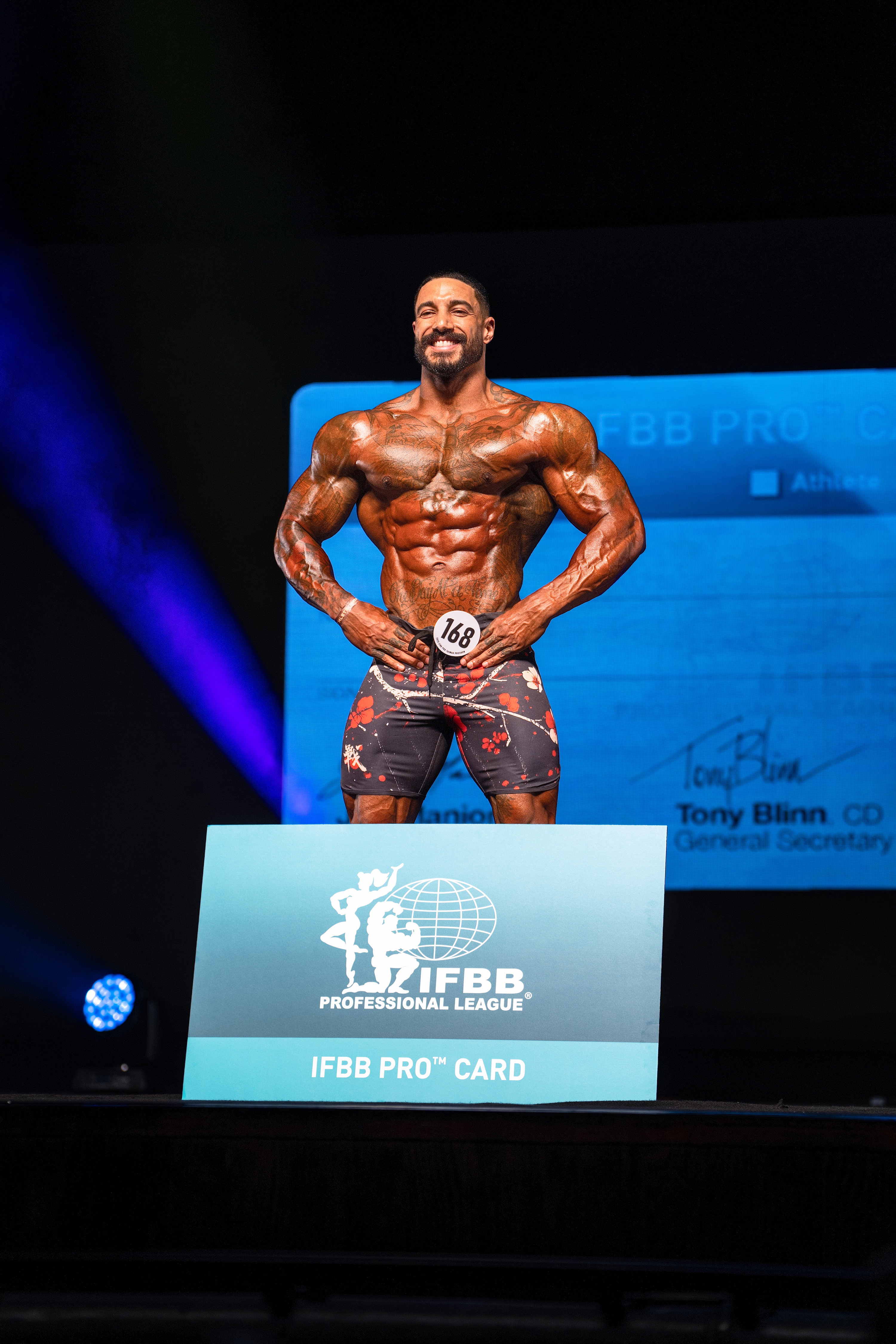 MP188 "Plum Blossom" Boardshorts SML for Men's Physique ProSuits Heng Zhao