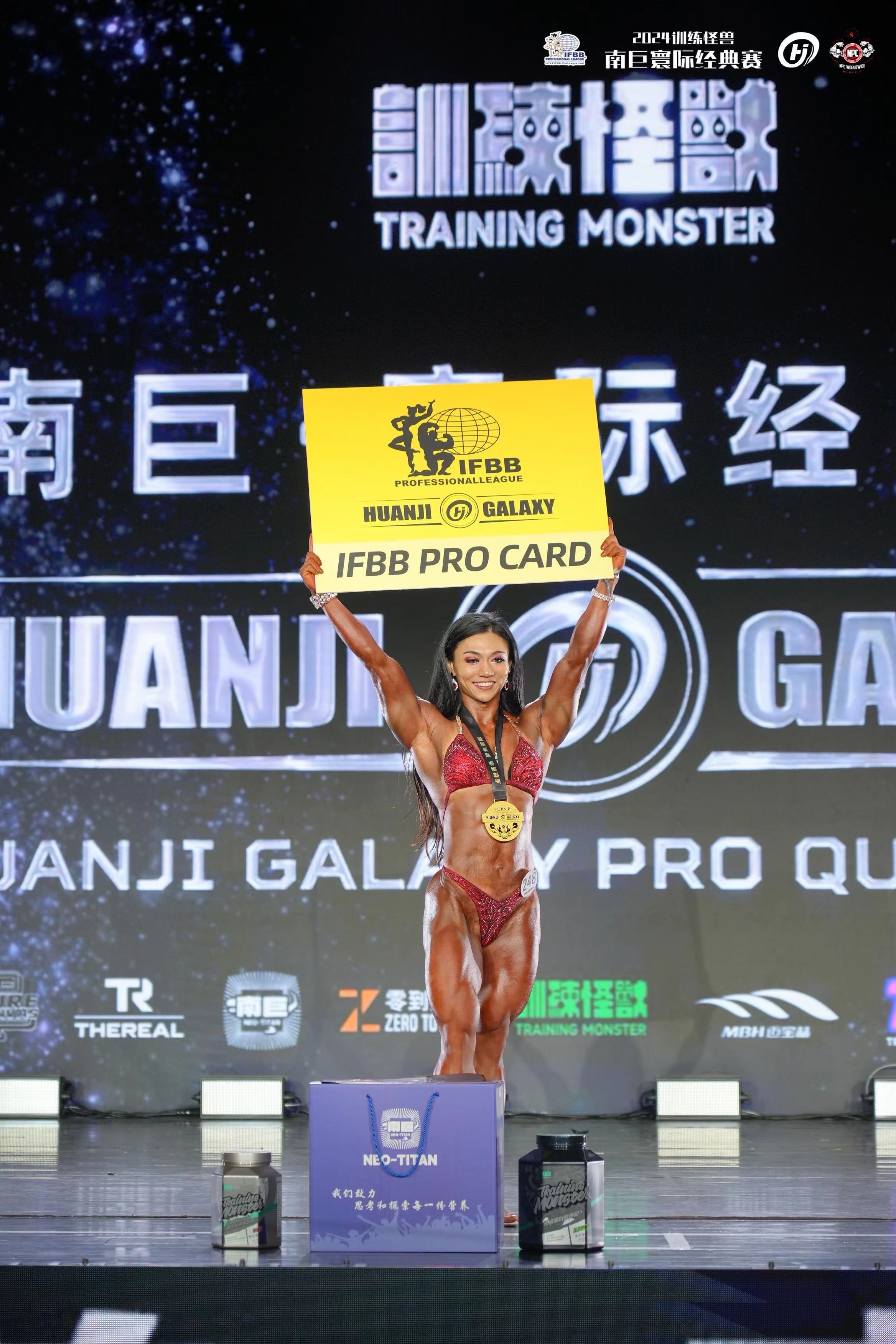 FG8-003 Competition Bikini Custom-Made for Figure/WP/WBB ProSuits Yao Zeng