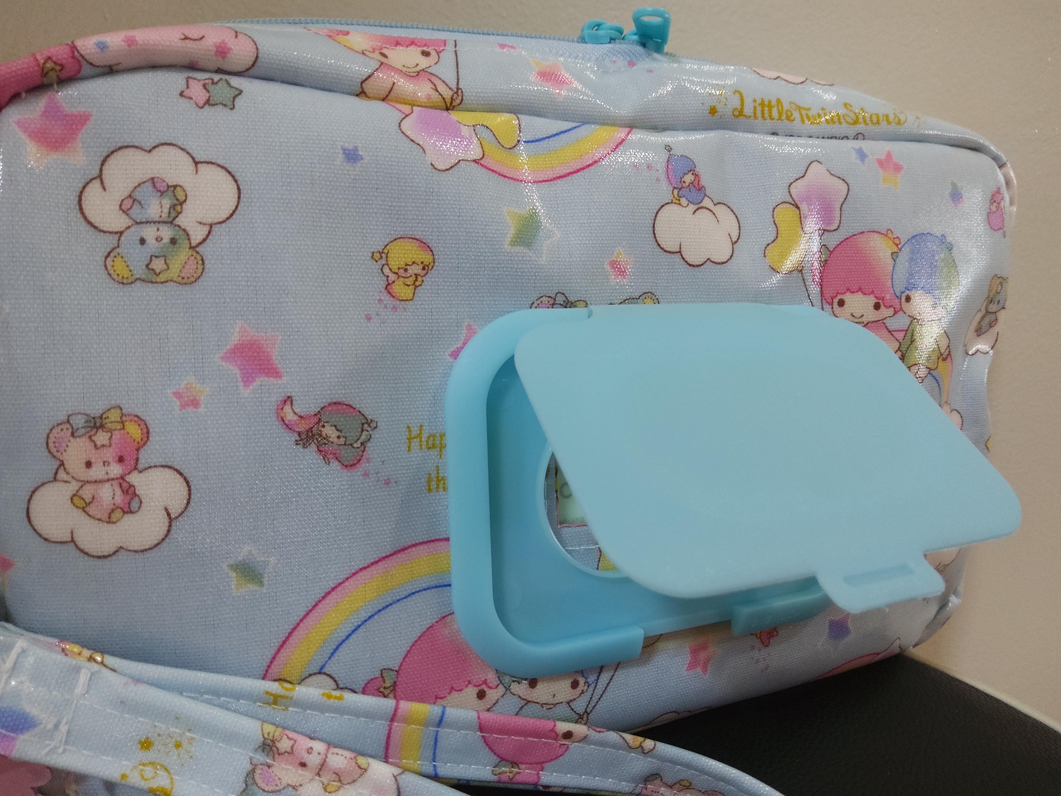 3in1 Travel Pouch for Wetwipes Tissues On-The-Go with zip