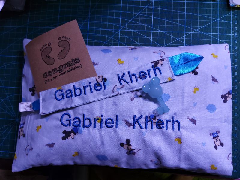 @Exquisitehandmadefinds》Customized link for Personalisation (Embroidery Service) on Pillows / bag / pouch only