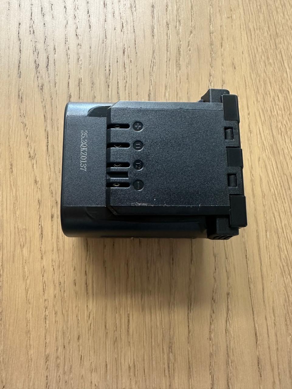 電動鋏品番ZCYL-001の互換バッテリー、25.2V【納期は1ヶ月】