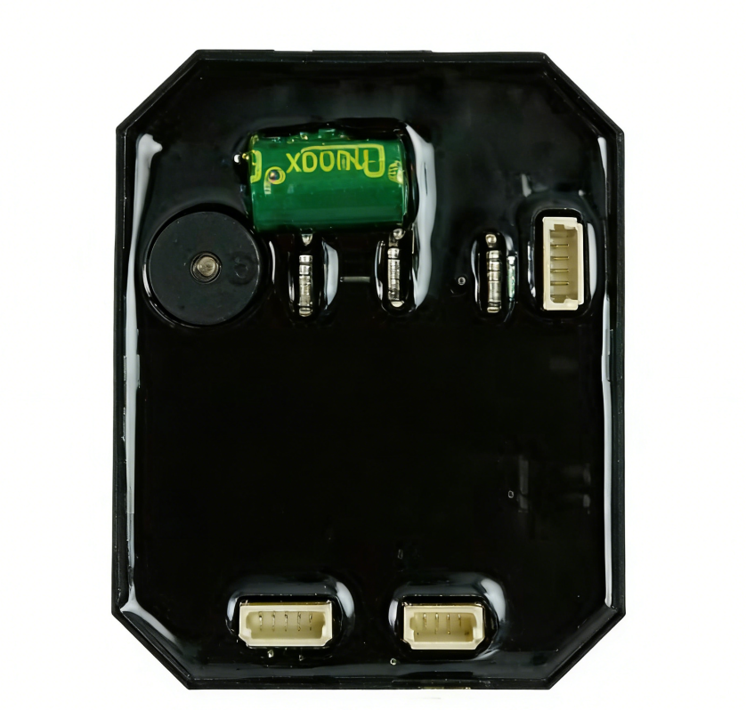 Kebtek 電動鋏35mm 品番KT 9035の回路板