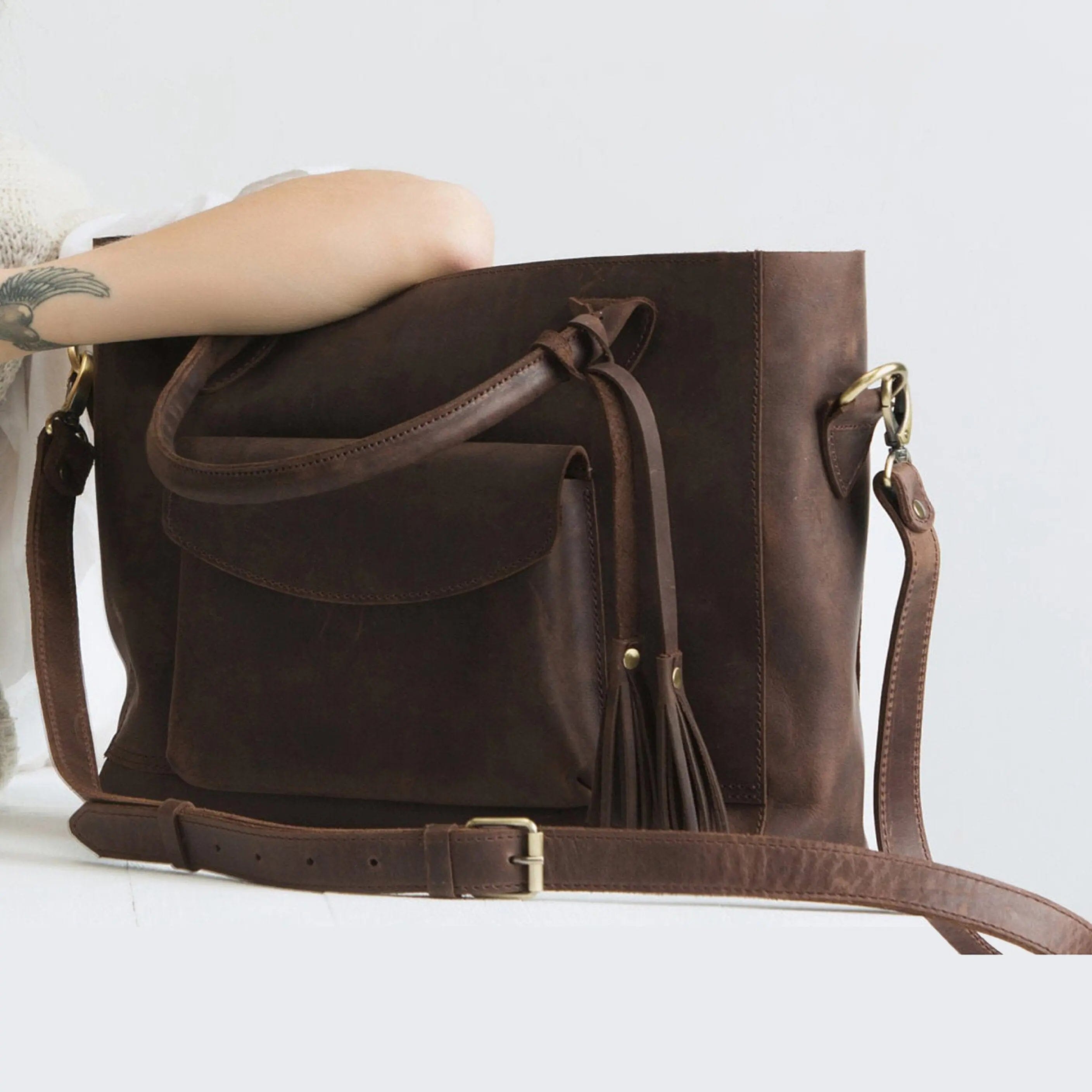 Women's Retro Handbag Oil Wax Leather Large-Capacity Luggage Bag Multifunctional Bag - dianpubaba