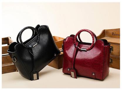 Fashionable oilskin versatile women's single shoulder diagonal women's bag - dianpubaba