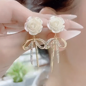白色仙氣花朵耳環