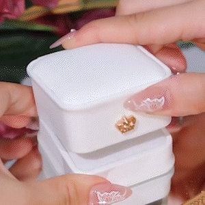 紫色方塊氣質鋯石耳環  