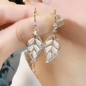 「金枝玉葉」貓眼石鋯石耳環