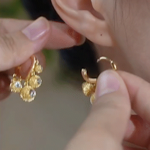 五福臨門榴槤愛心耳扣