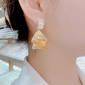 金花瓣輕奢流蘇耳環