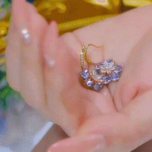 紫色鋯石設計感小花耳環