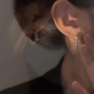 閃耀碎銀子圈圈耳環