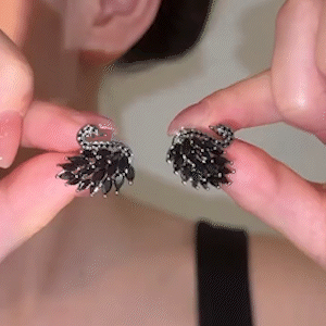 優雅貴氣黑天鵝耳環