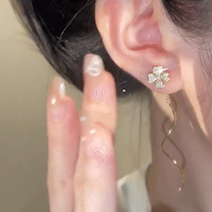 輕奢四葉草流蘇耳線