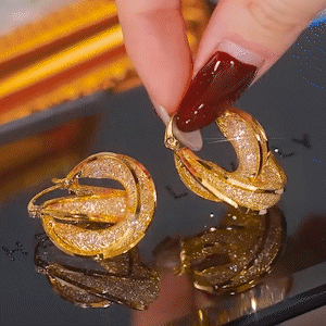 洋氣金絲網狀鋯石耳環