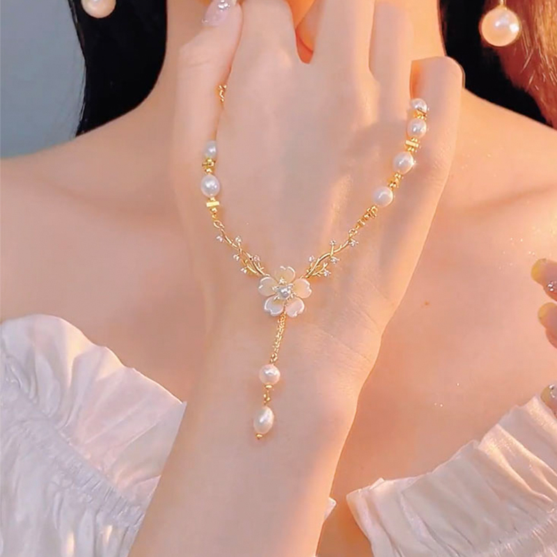 法式優雅花朵珍珠項鍊