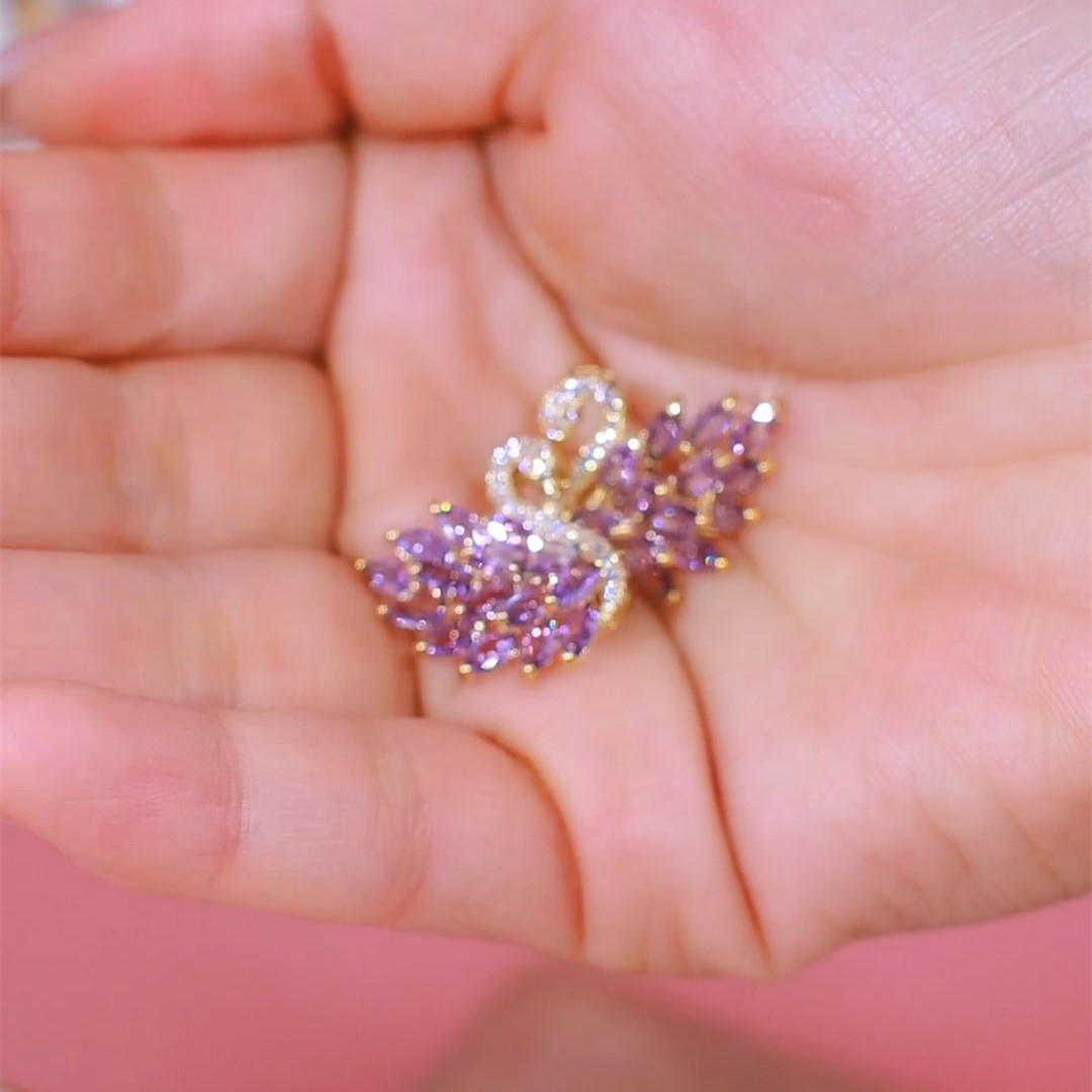 紫色鑽石優雅天鵝耳環