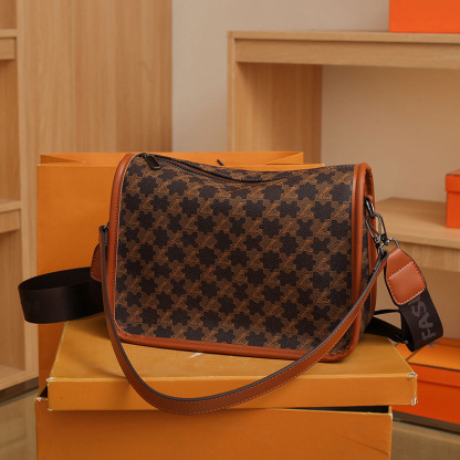 【沫緹甄選】爆款大容量通勤洋氣豌豆包新款百搭時尚潮流斜挎包