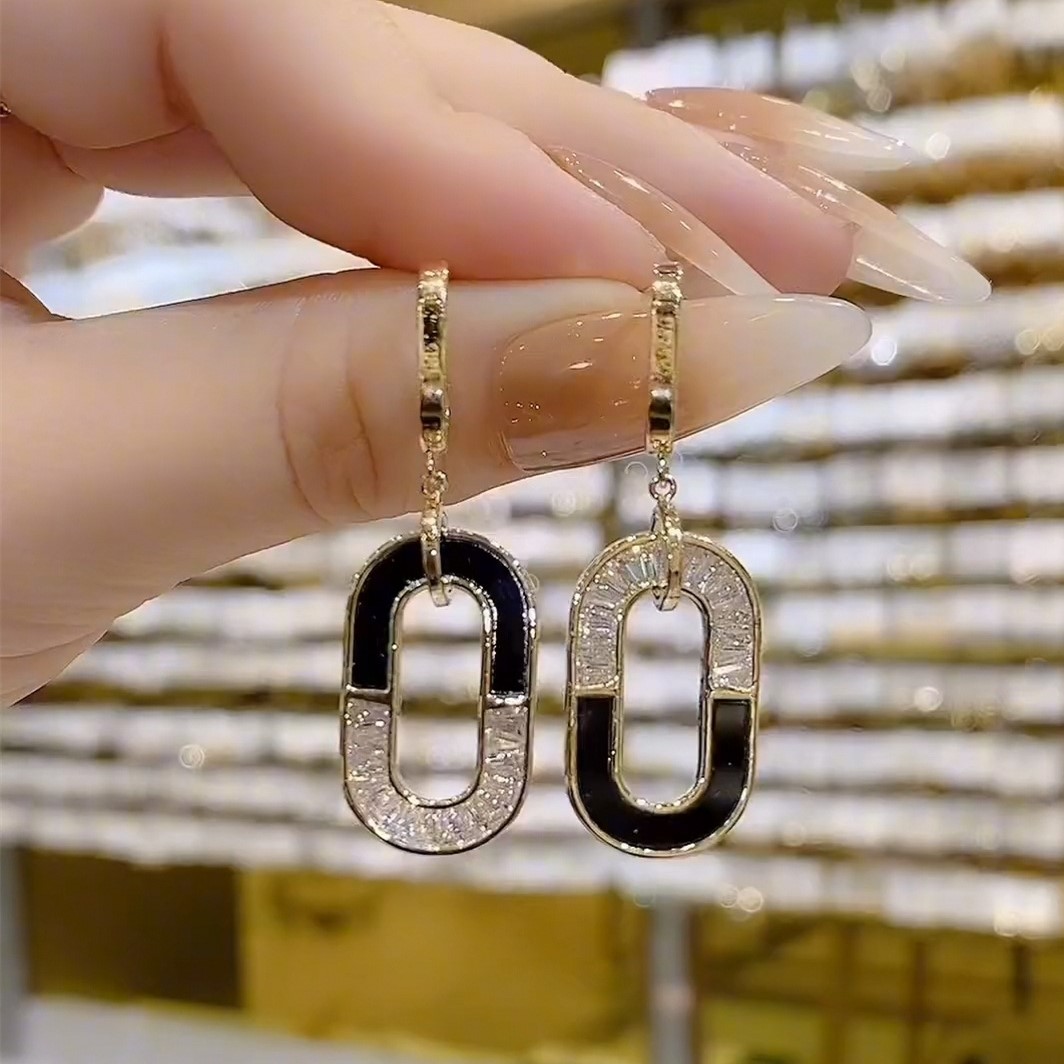 S925銀針黑色U形耳環