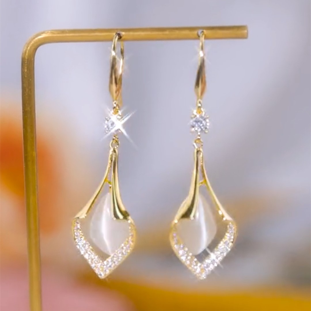 高級感貓眼石水滴耳環