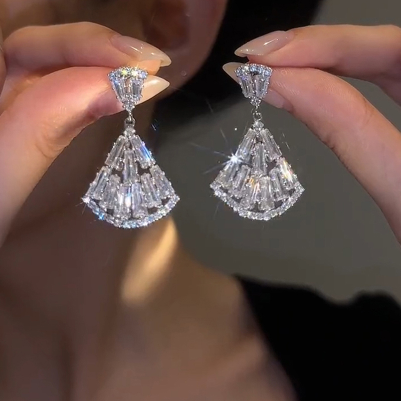 氣質鋯石小裙子耳環