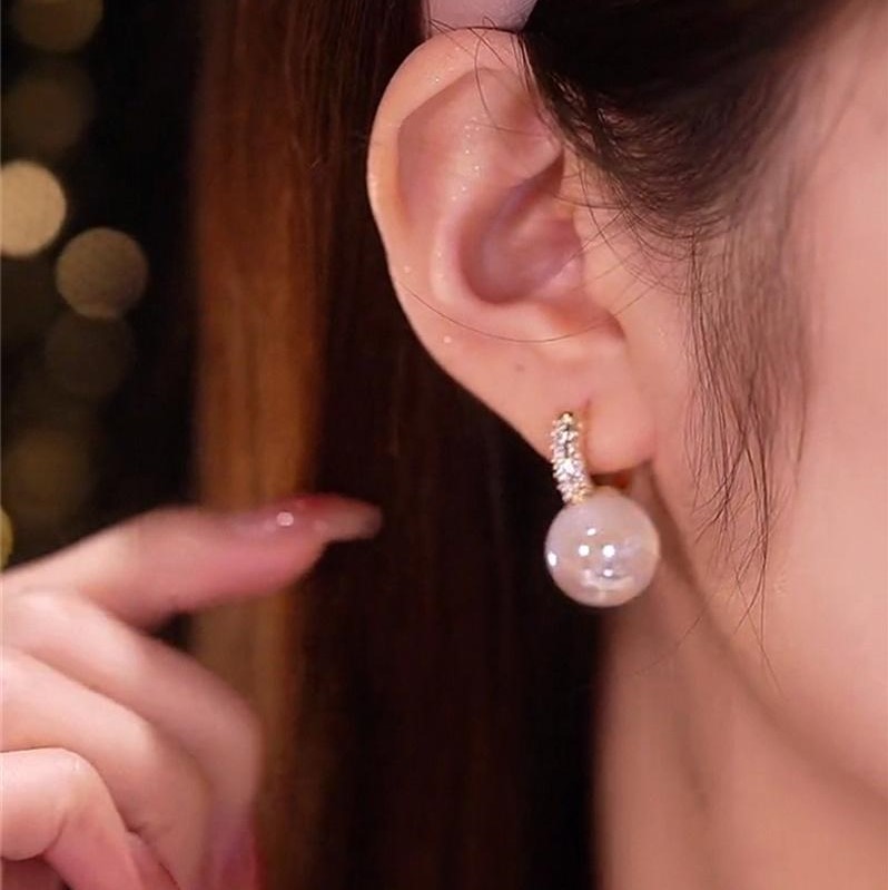 微鑲極光珠百搭耳環