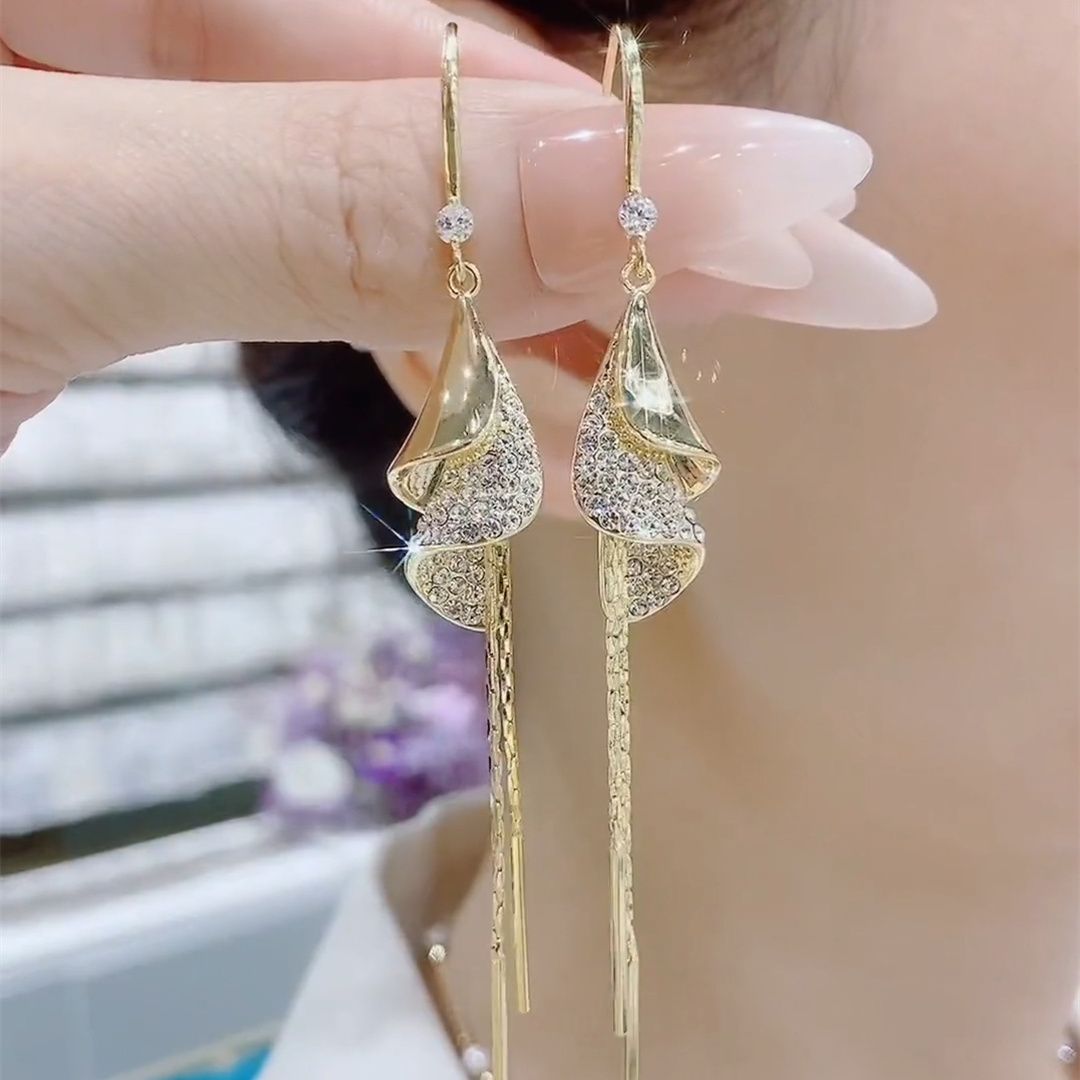 鑲鑽裙擺流蘇耳環