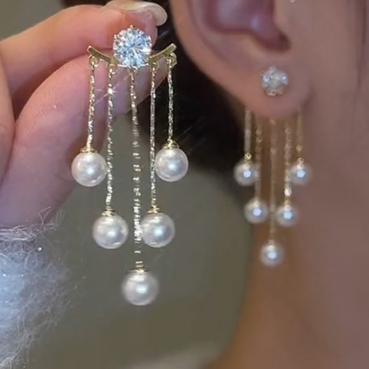 高級感珍珠白色流蘇耳環