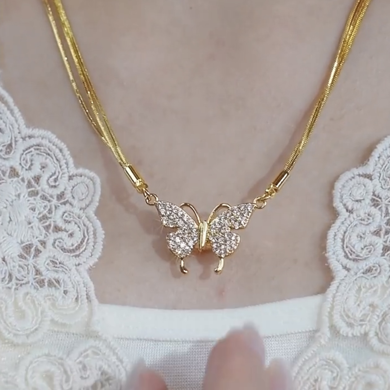 微鑲鋯石磁吸設計蝴蝶項錬