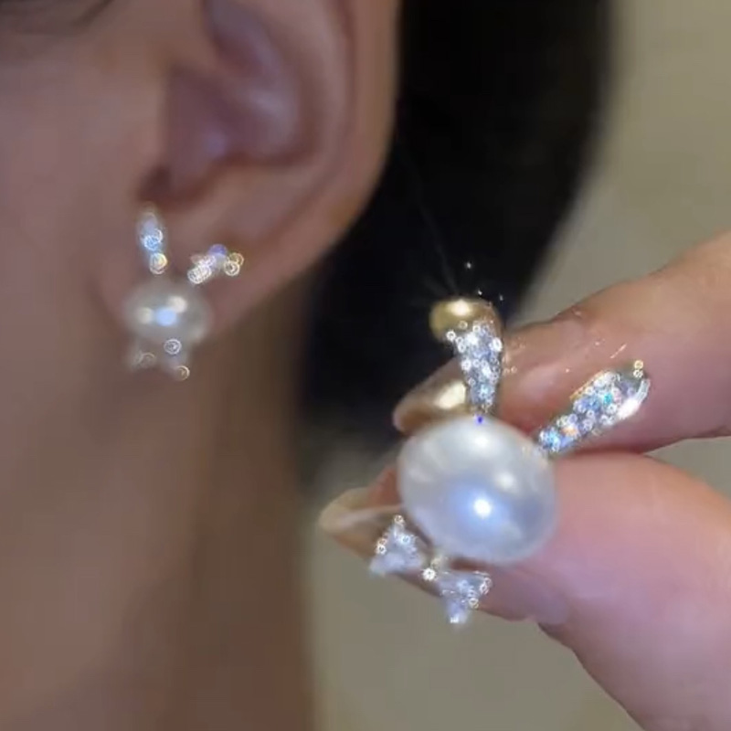 小巧精緻珍珠兔子耳環