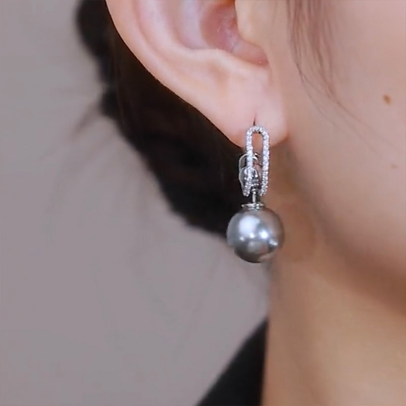 灰色珍珠鋯石耳環