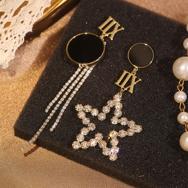 AB款五角星耳環不對稱設計