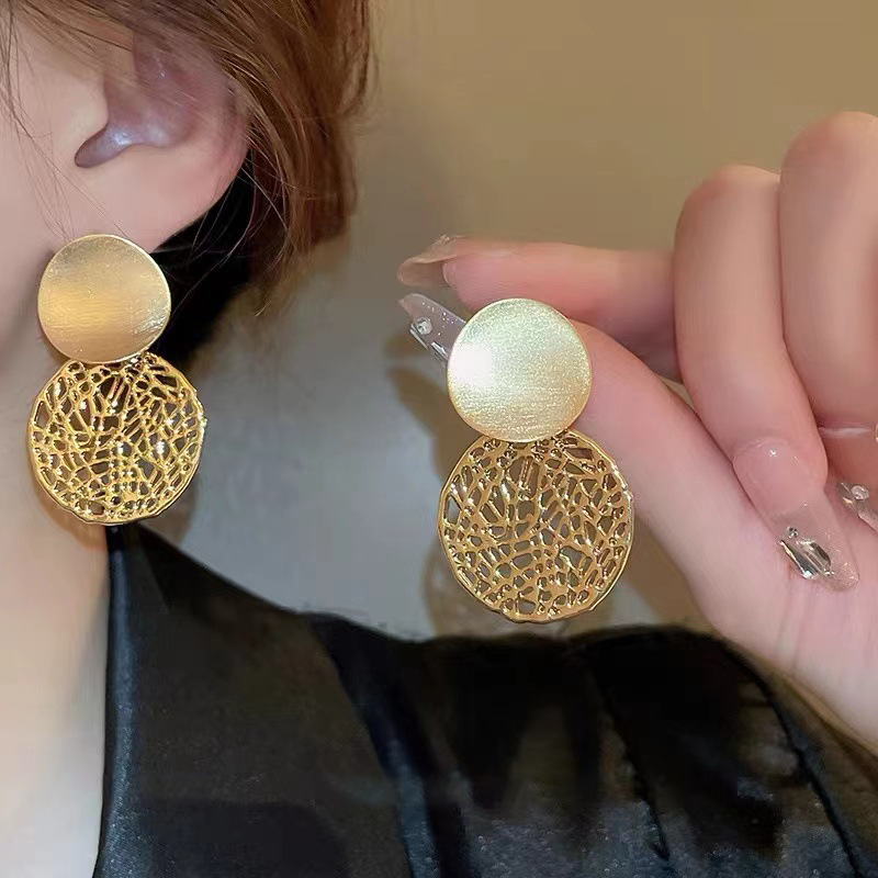 網狀鏤空金色個性耳環