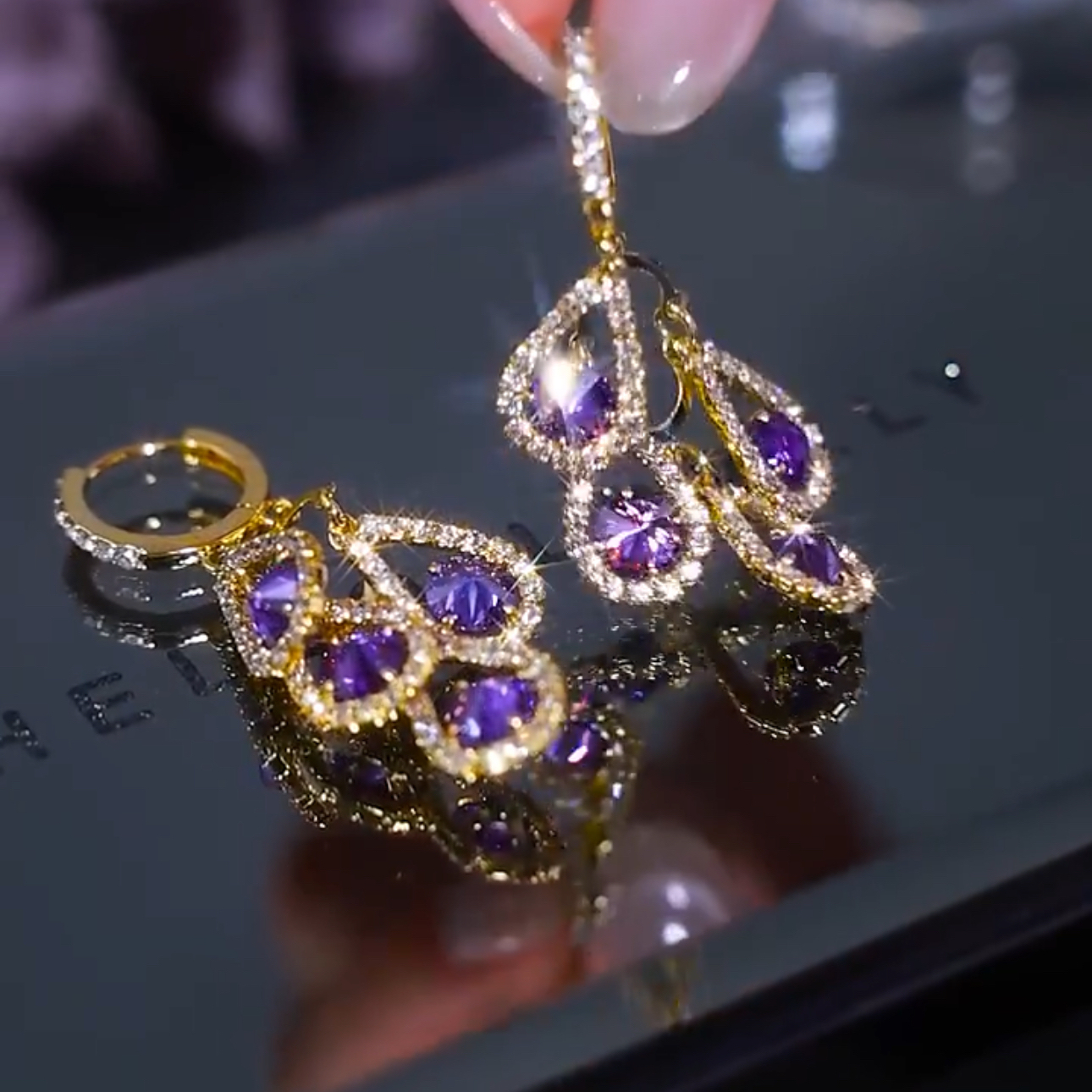 百搭氣質紫色水滴流蘇耳環
