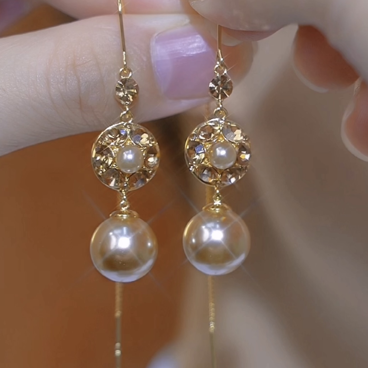 香檳色鑲鑽珍珠長款耳環