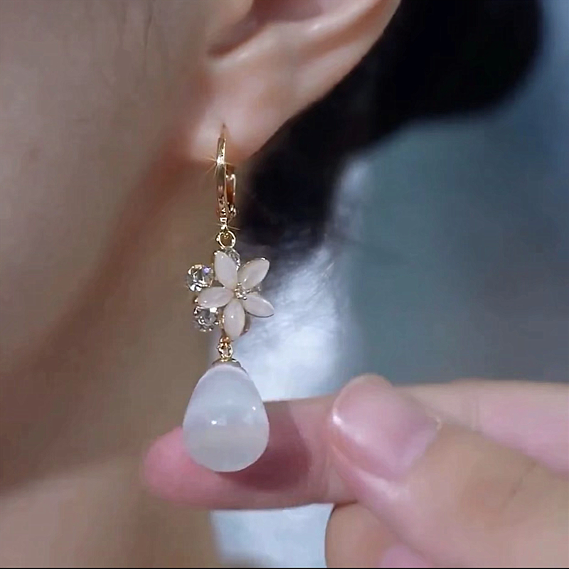 新中式氣質貓眼石水滴耳環