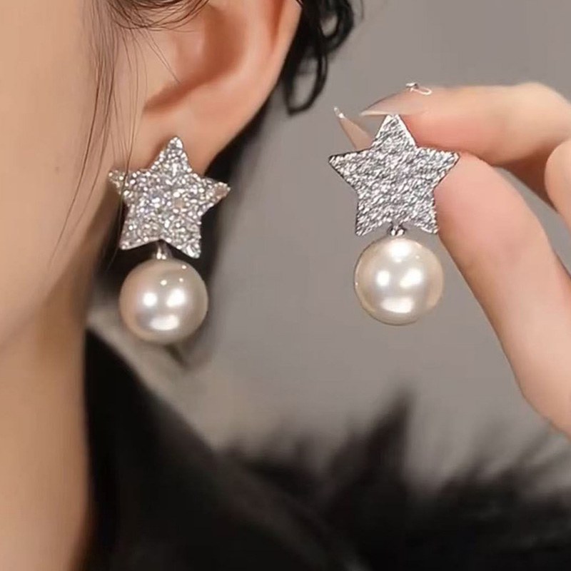滿鑽五角星優雅時尚耳環